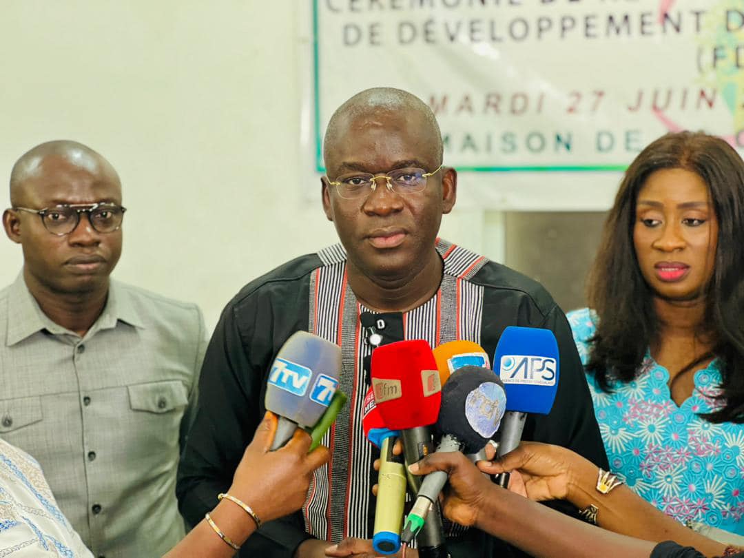 MCPH: Cérémonie de Remise des Chèques du Fonds de Développement des Cultures Urbaines (FDCU)]